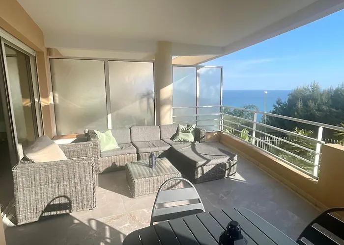 Appartement 2 Pieces Vue Mer Proche Monaco