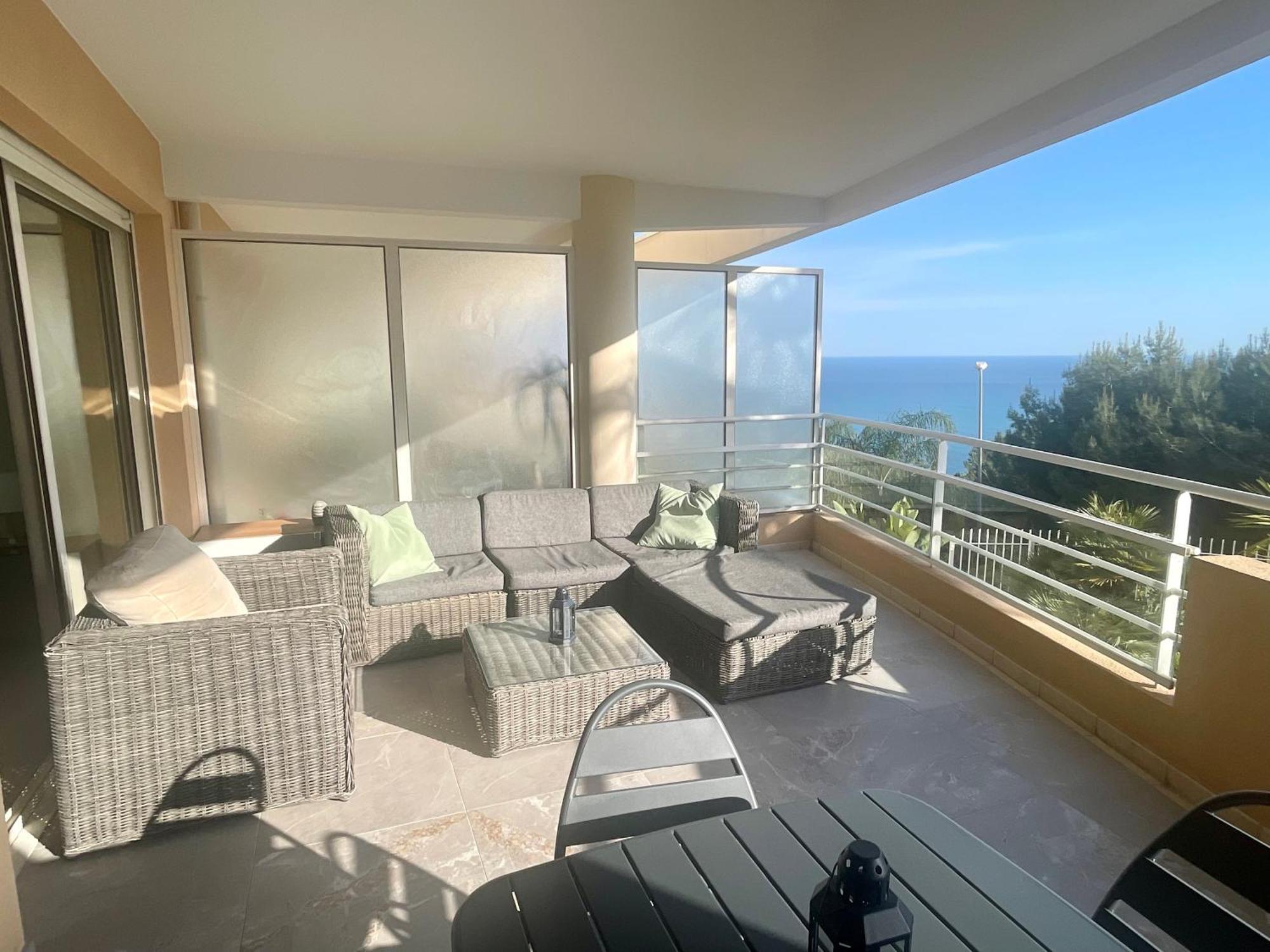2 Pieces Vue Proche Monaco